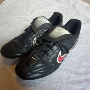 Kids soccer cleats